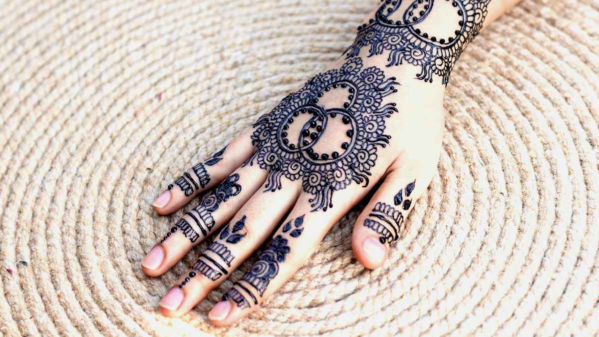 Mehndi Design / mehendi Design